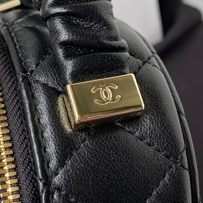  Handbag  Chanel  AP2731  size  9.5*13x5.5 cm