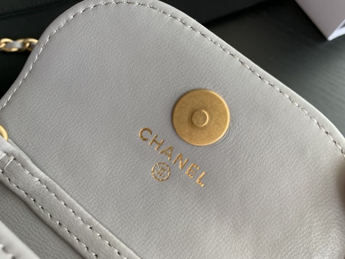 Handbag   Chanel  1461  size  10cmx9 cm