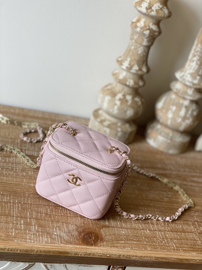 Handbag  Chanel  81186  size  10.5-8.5-7 cm