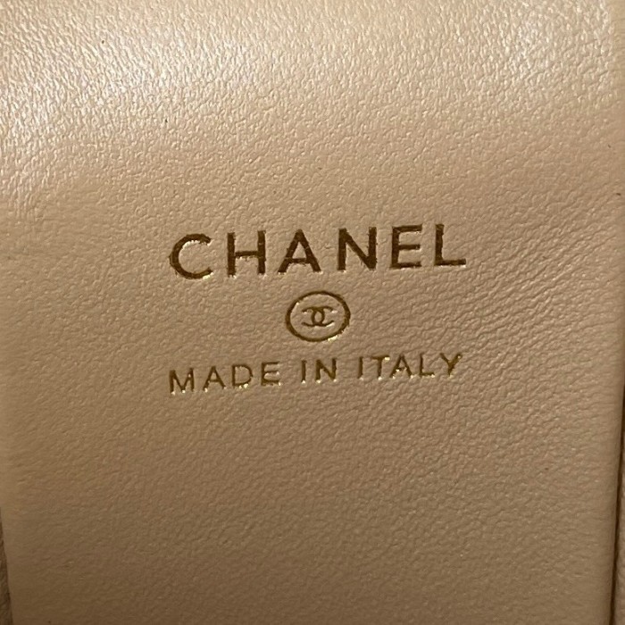 Handbag   Chanel  AP2730  size  13.5*13.5x11.5 cm