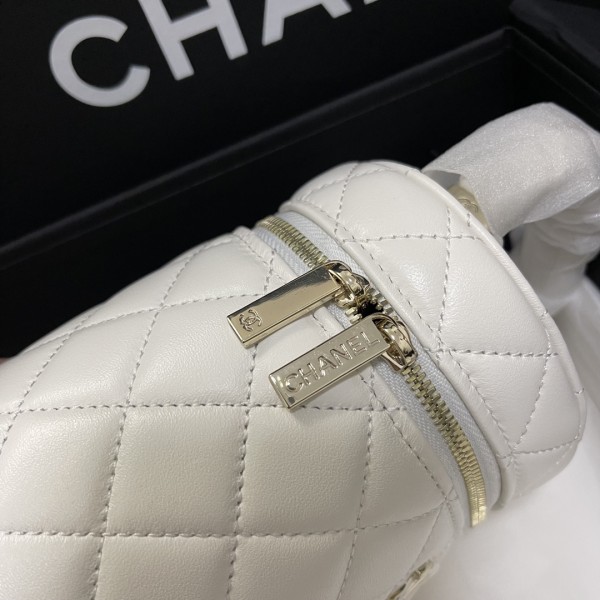 Handbag Chanel   size 13×13×11 cm 