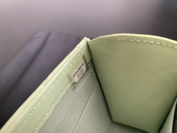 Handbag   Chanel  A81633  size  11cmx11cmx5 cm