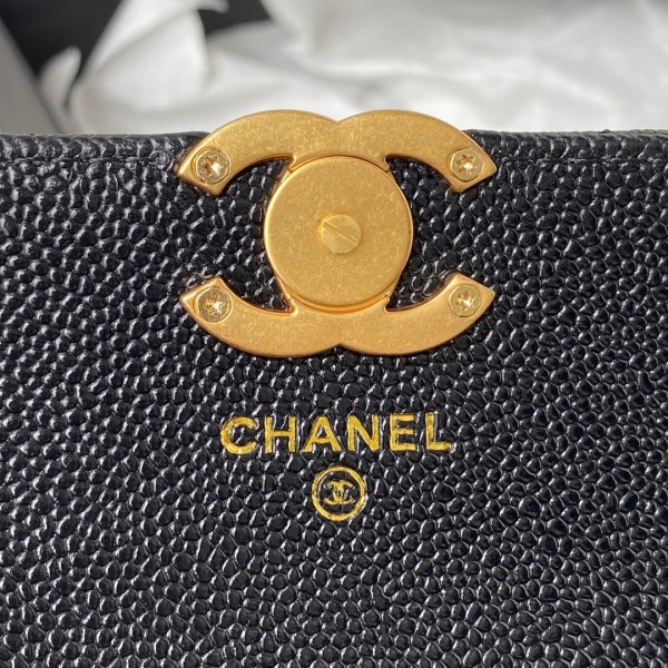 Handbag   Chanel  AP2628  size  10.3*7*2.5 cm