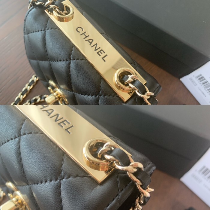 Handbag   Chanel  A81633  size 11cmx11cmx5 cm