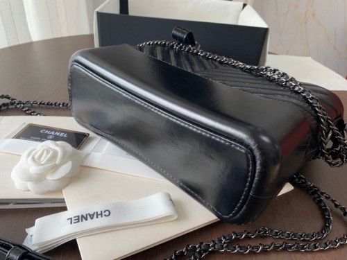  Handbag  Chanel A91810  size  20 cm 