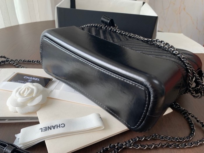  Handbag  Chanel A91810  size  20 cm 