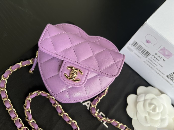 Handbag   Chanel  size  11 cm