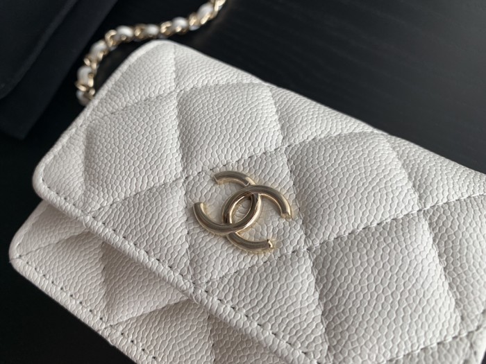 Handbag  Chanel 2444 size 10cmx8cmx1.5 cm
