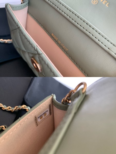  Handbag   Chanel  1465  size  12cmx9 cm