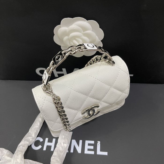  Handbag   Chanel  AP2758  size  13x9.5x6 cm
