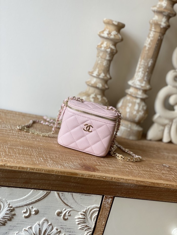Handbag  Chanel  81186  size  10.5-8.5-7 cm