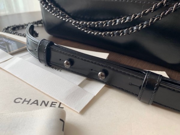  Handbag  Chanel A91810  size  20 cm 