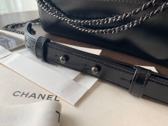  Handbag  Chanel A91810  size  20 cm 