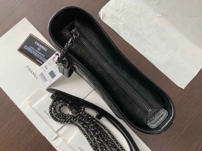  Handbag  Chanel  size  28 cm