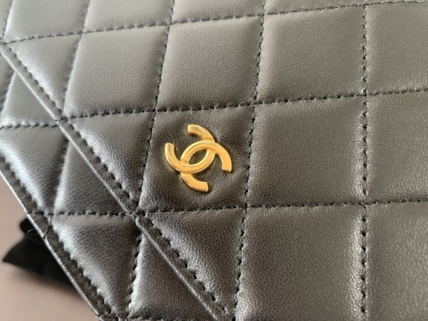 CHANEL WOC Lambskin Prosperity Bag Zipper Bag Chain Bag Mahjong Bag Shoulder Bag Crossbody Bag Regular Women's Black AP0250-Y01295-C3906 size 19.2*3.5*12.3 cm