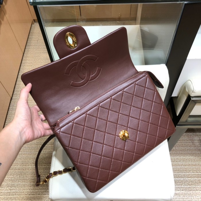 Handbag  Chanel A088  size  30x8x21  cm