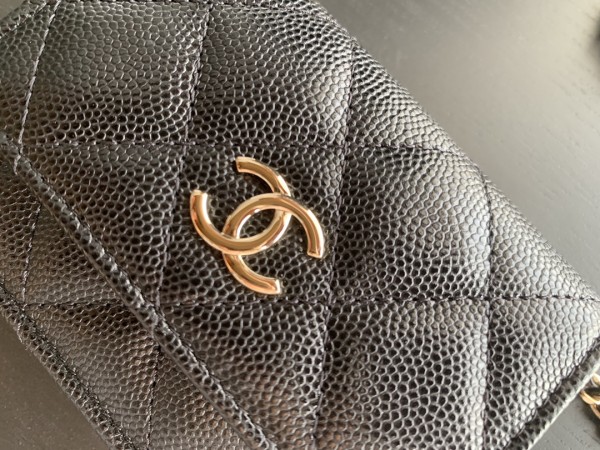  Handbag  Chanel 2444  size  10cmx8cmx1.5 cm