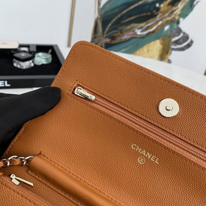  Handbag   Chanel 0250  size  19 cm