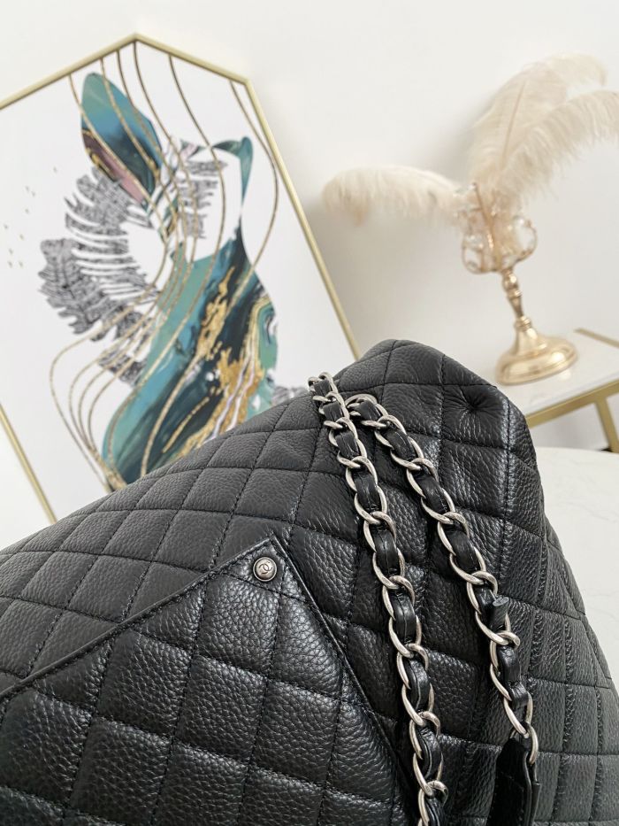  Handbag   Chanel 94305  size  46*14*26  cm