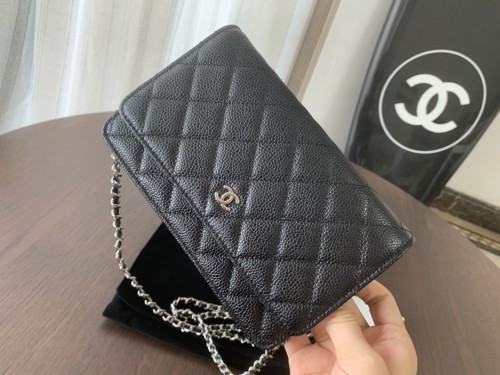  Handbag   Chanel  size  19 cm