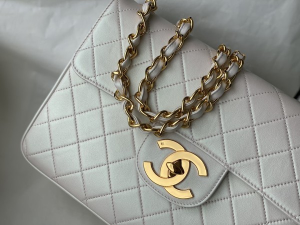 Handbag   Chanel   A088  size 30x8x21  cm