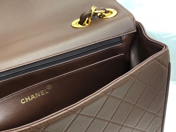 Handbag   Chanel A088 size 30x8x21 cm