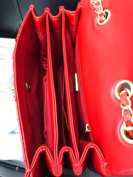 Handbag   Chanel  size  24.5cm*15.5cm*8.5 cm