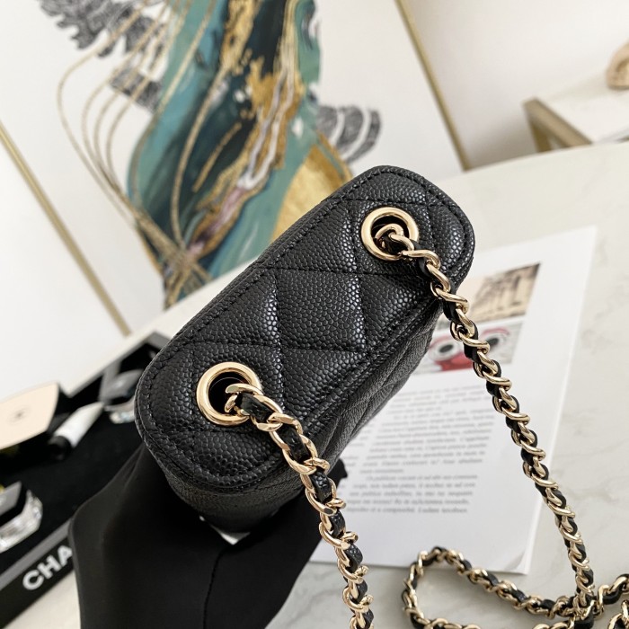  Handbag   Chanel  AP2084  size  18*10.5*5 cm