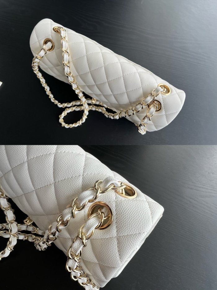  Handbag  Chanel   size  25 cm