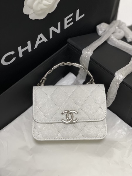  Handbag   Chanel  AP2758  size  13x9.5x6 cm