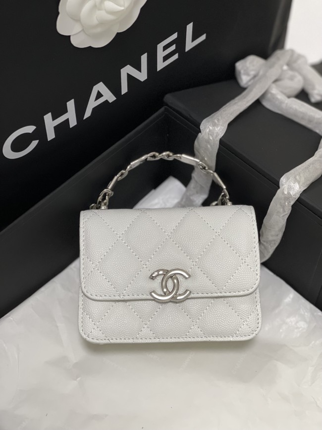  Handbag   Chanel  AP2758  size  13x9.5x6 cm