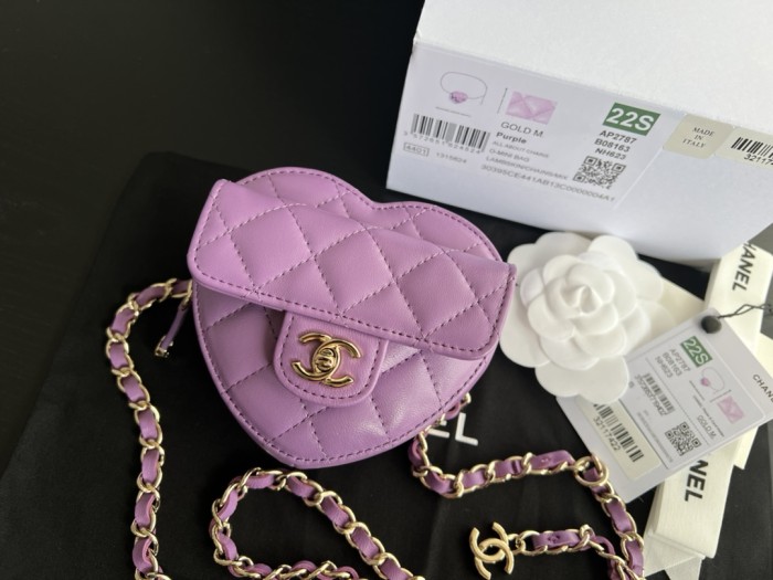 Handbag   Chanel  size  11 cm