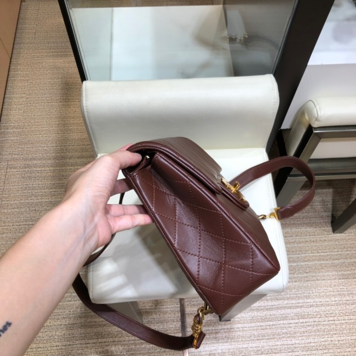 Handbag  Chanel A088  size  30x8x21  cm