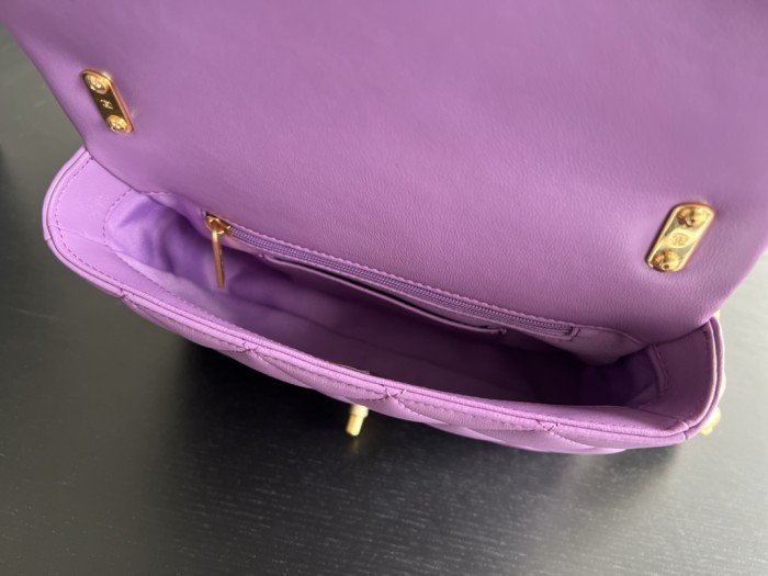 Handbag  Chanel  size  20 cm