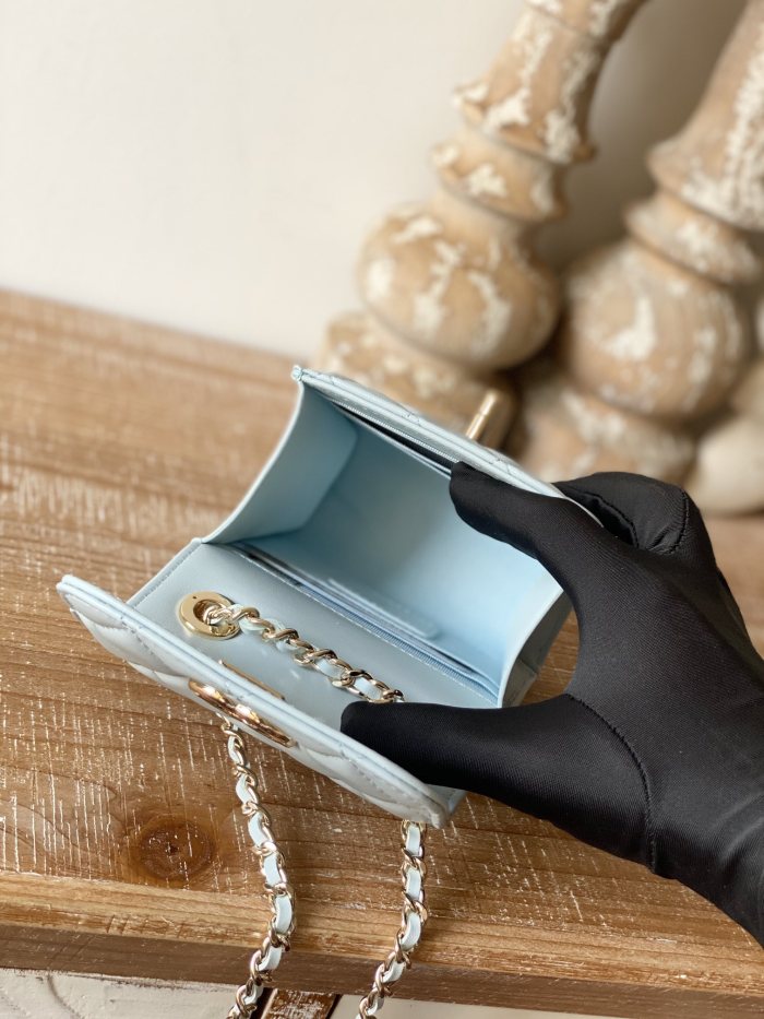 Handbag   Chanel  88631  size 11 11 5 cm