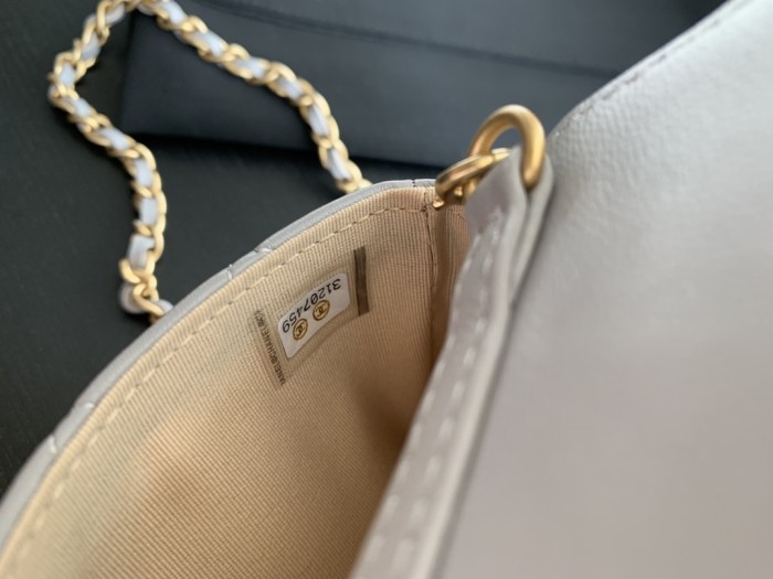 Handbag   Chanel  1461  size  10cmx9 cm