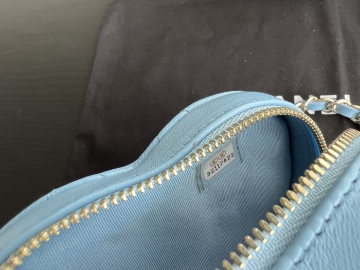 Handbag   Chanel size 11 cm