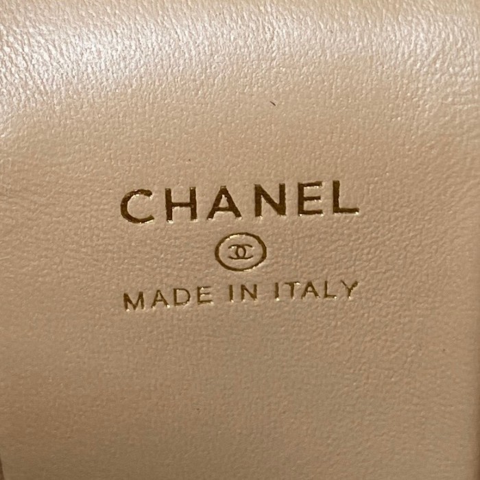 Handbag   Chanel  AP2730  size  13.5*13.5x11.5 cm