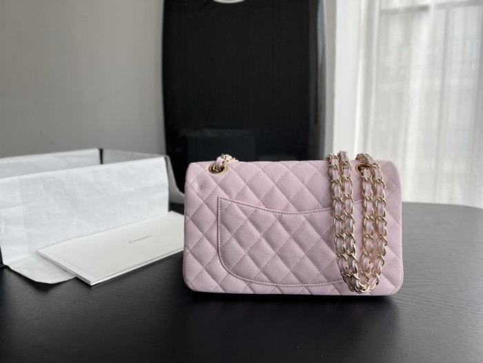 Handbag   Chanel  size  23 cm