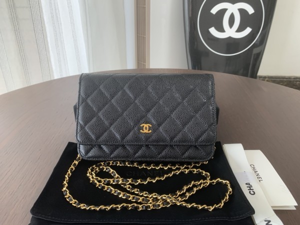  Handbag   Chanel  size  19 cm