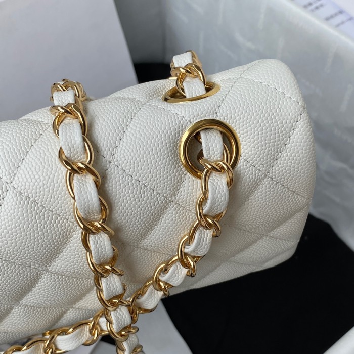 Handbag  Chanel   A01113  size 23 cm