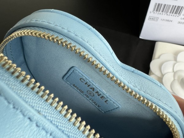 Handbag   Chanel size 11 cm