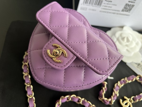 Handbag   Chanel  size  11 cm