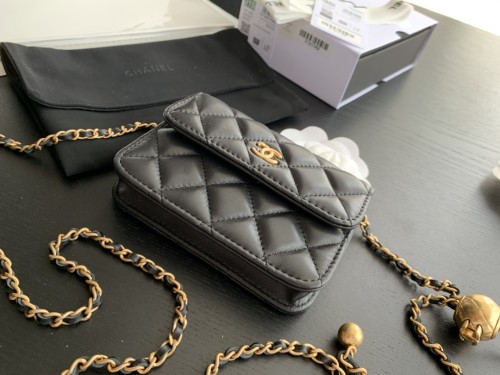 Handbag   Chanel 1465  size  12cmx9 cm