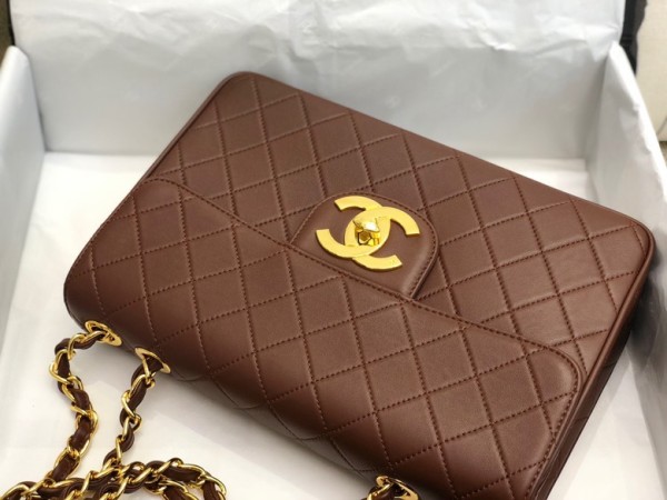 Handbag   Chanel A088 size 30x8x21 cm