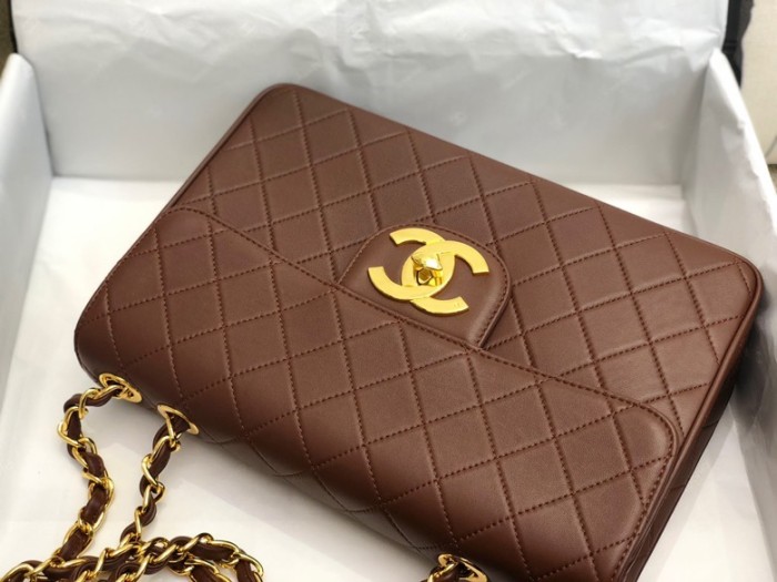 Handbag   Chanel A088 size 30x8x21 cm