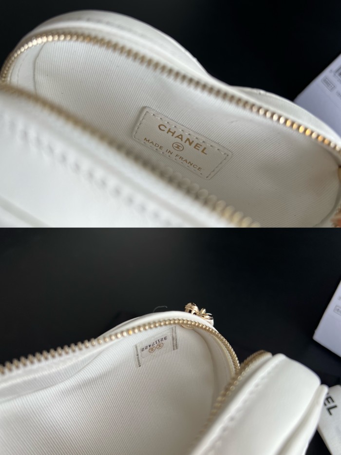  Handbag  Chanel  size  13cmx12cmx5 cm