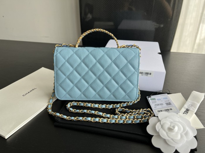  Handbag  Chanel  AP2806  size  19 cm 