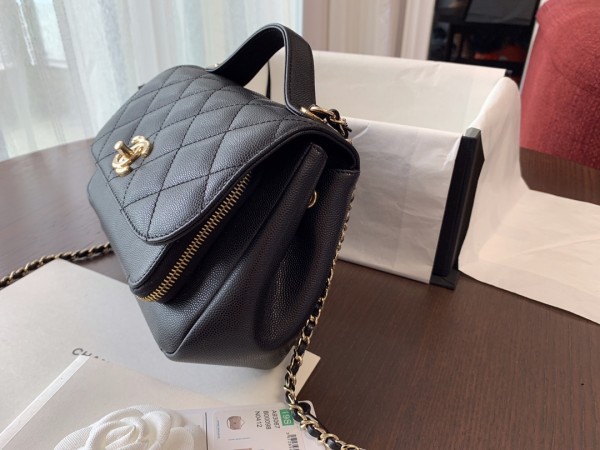 Handbag Chanel  A93067  size 20 cm