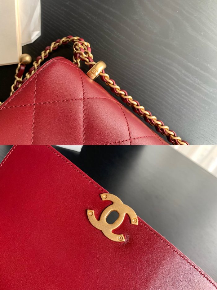  Handbag  Chanel  size  22 cm